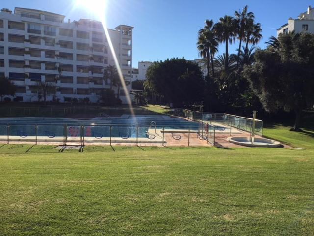 Large And Elegant In Puerto Banus With Pools And Paddle Apartment Marbella Exterior photo